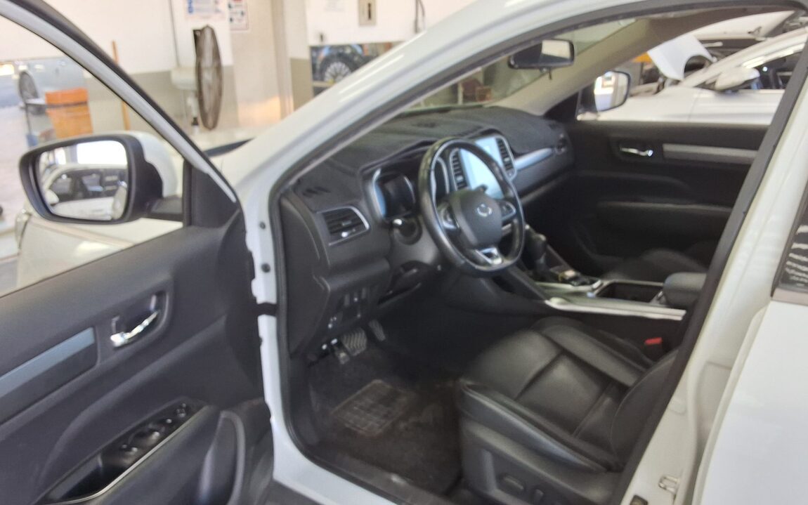 RENAULT (SAMSUNG) QM6 2.0 dCi 2WD LE 2017 - zdjęcie 10