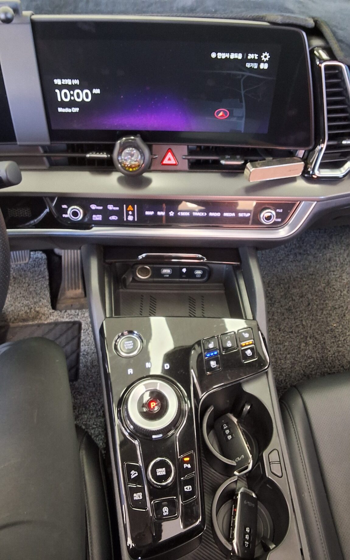 KIA THE ALL NEW SPORTAGE 2.0 DIESEL 2WD NOBLESSE GRAVITY 2022 - zdjęcie 11