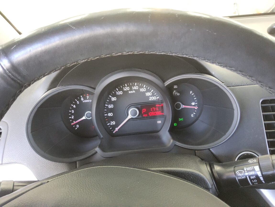KIA ALL NEW MORNING GASOLINE LUXURY 2013 - zdjęcie 9