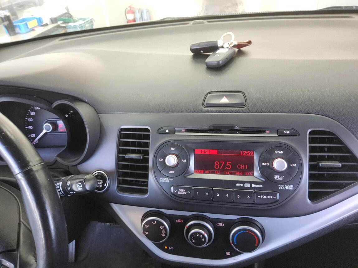 KIA ALL NEW MORNING GASOLINE LUXURY 2013 - zdjęcie 17