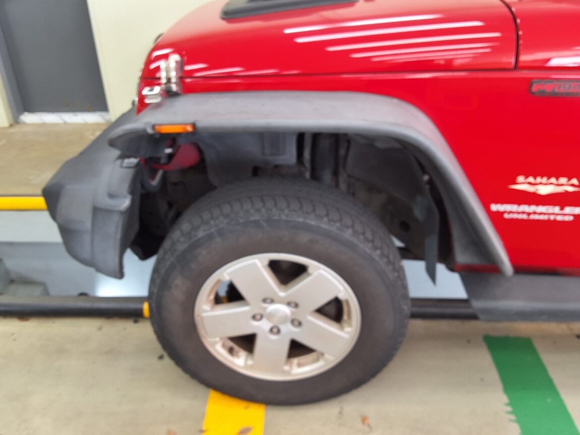 JEEP WRANGLER (JK) 2.8 SAHARA 4-DOOR 2012 - zdjęcie 19
