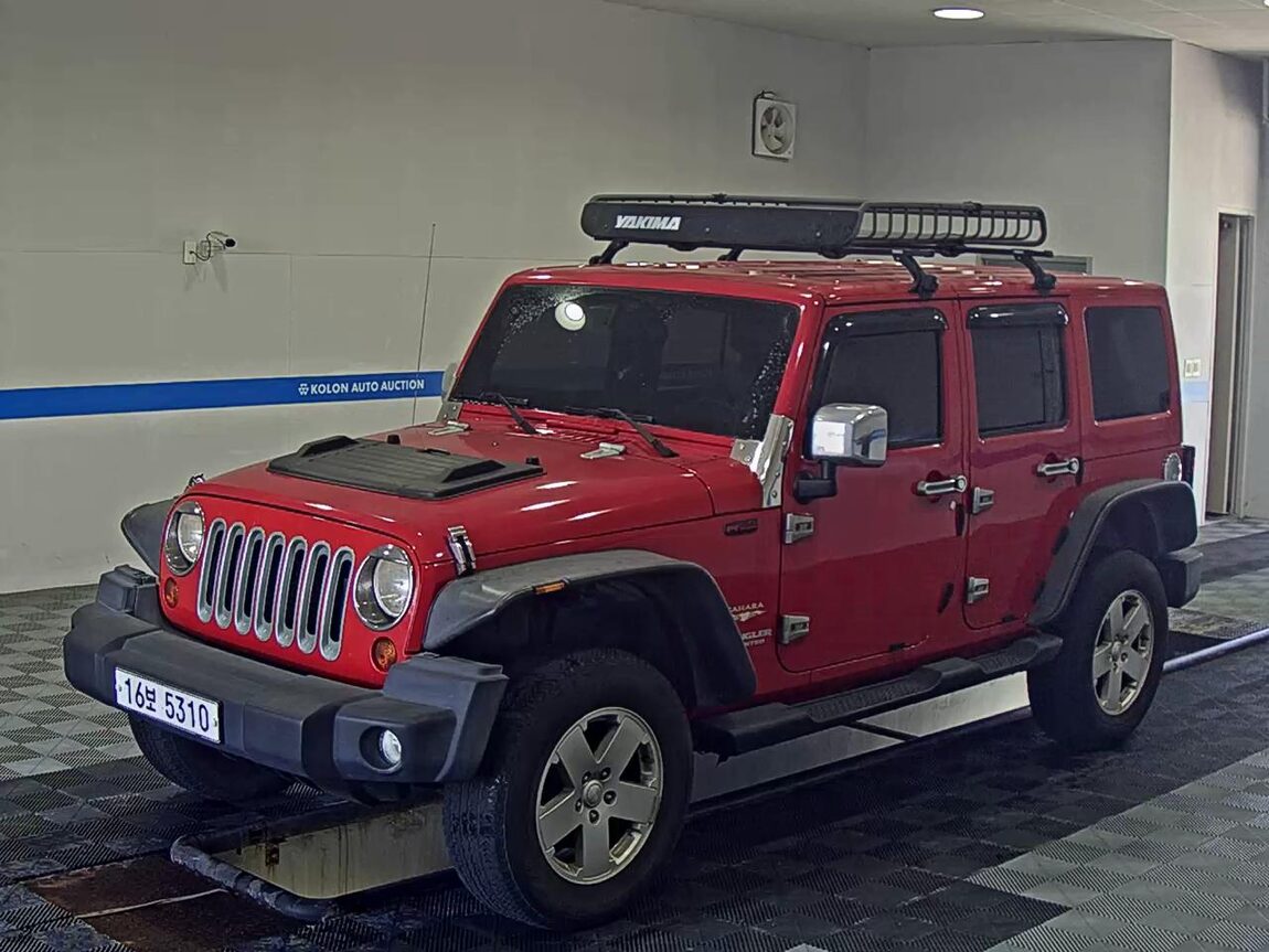 JEEP WRANGLER (JK) 2.8 SAHARA 4-DOOR 2012 - zdjęcie 2