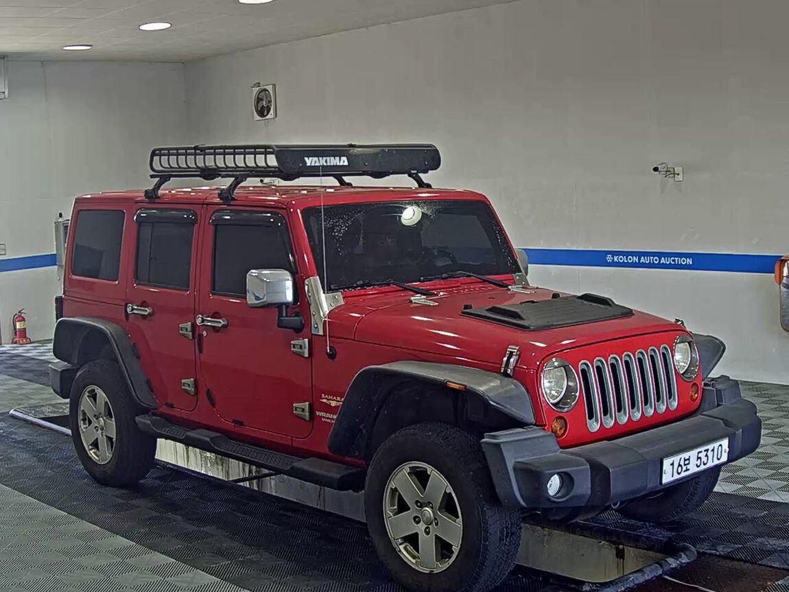 JEEP WRANGLER (JK) 2.8 SAHARA 4-DOOR 2012 - zdjęcie 3
