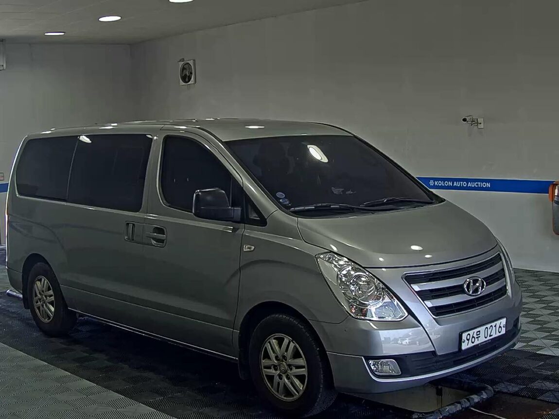 HYUNDAI GRAND STAREX 5-SEATER DIESEL VAN MODERN 2018 - zdjęcie 3