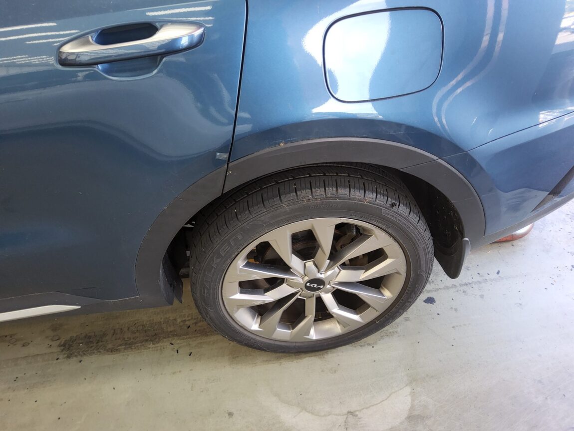 KIA NEW SORENTO (MQ4) 2.5 GASOLINE 2WD PRESTIGE 2022 - zdjęcie 22