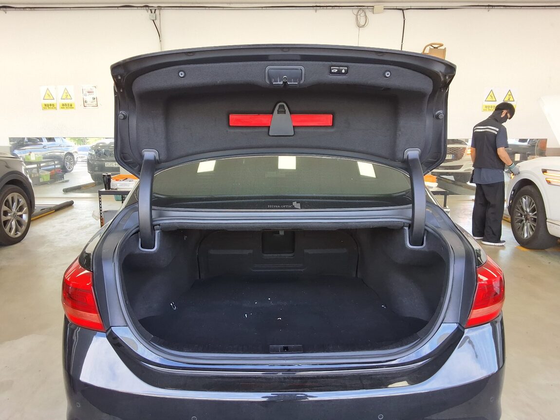 KIA K9 (KH) 3.8 GDI PRESTIGE SPECIAL 2013 - zdjęcie 15