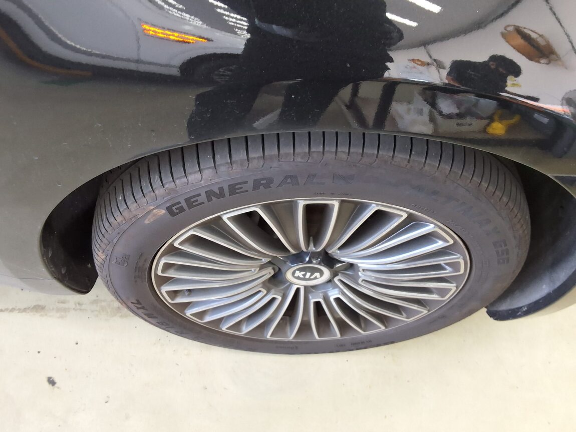 KIA K9 (KH) 3.8 GDI PRESTIGE SPECIAL 2013 - zdjęcie 24