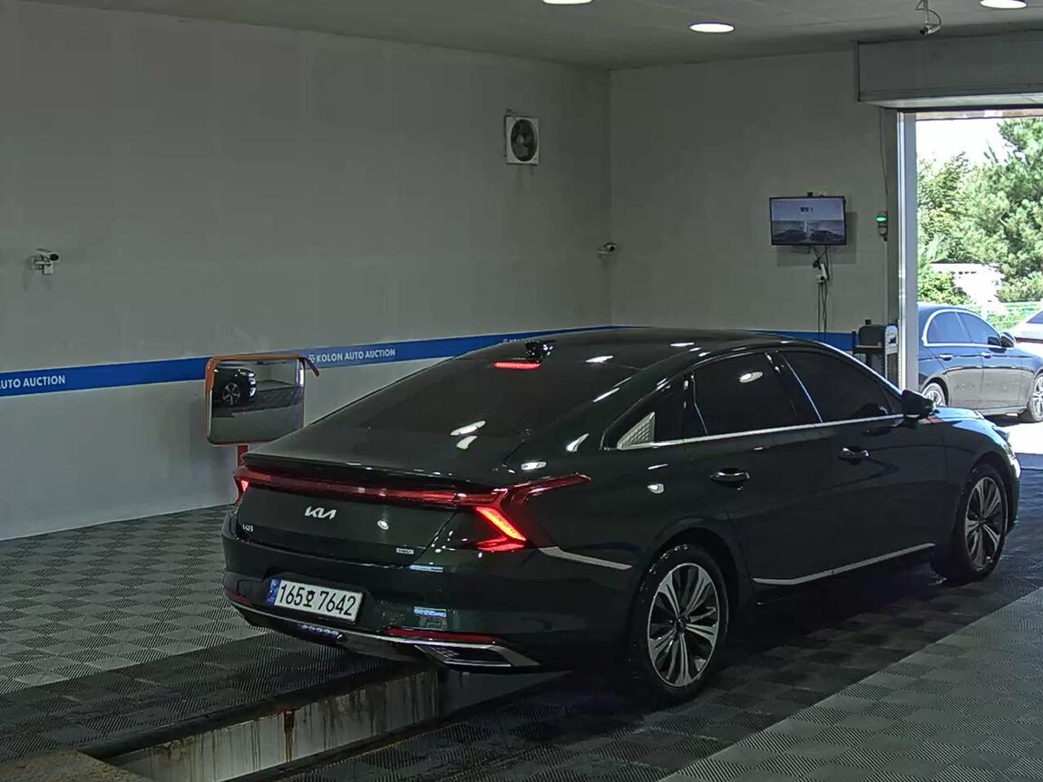 KIA K8 HYBRID HEV SIGNATURE 2022 - zdjęcie 5