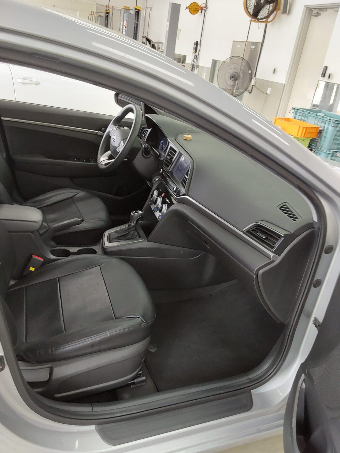 HYUNDAI THE NEW AVANTE AD 1.6 LPI CORPORATE USE 2020 - zdjęcie 14