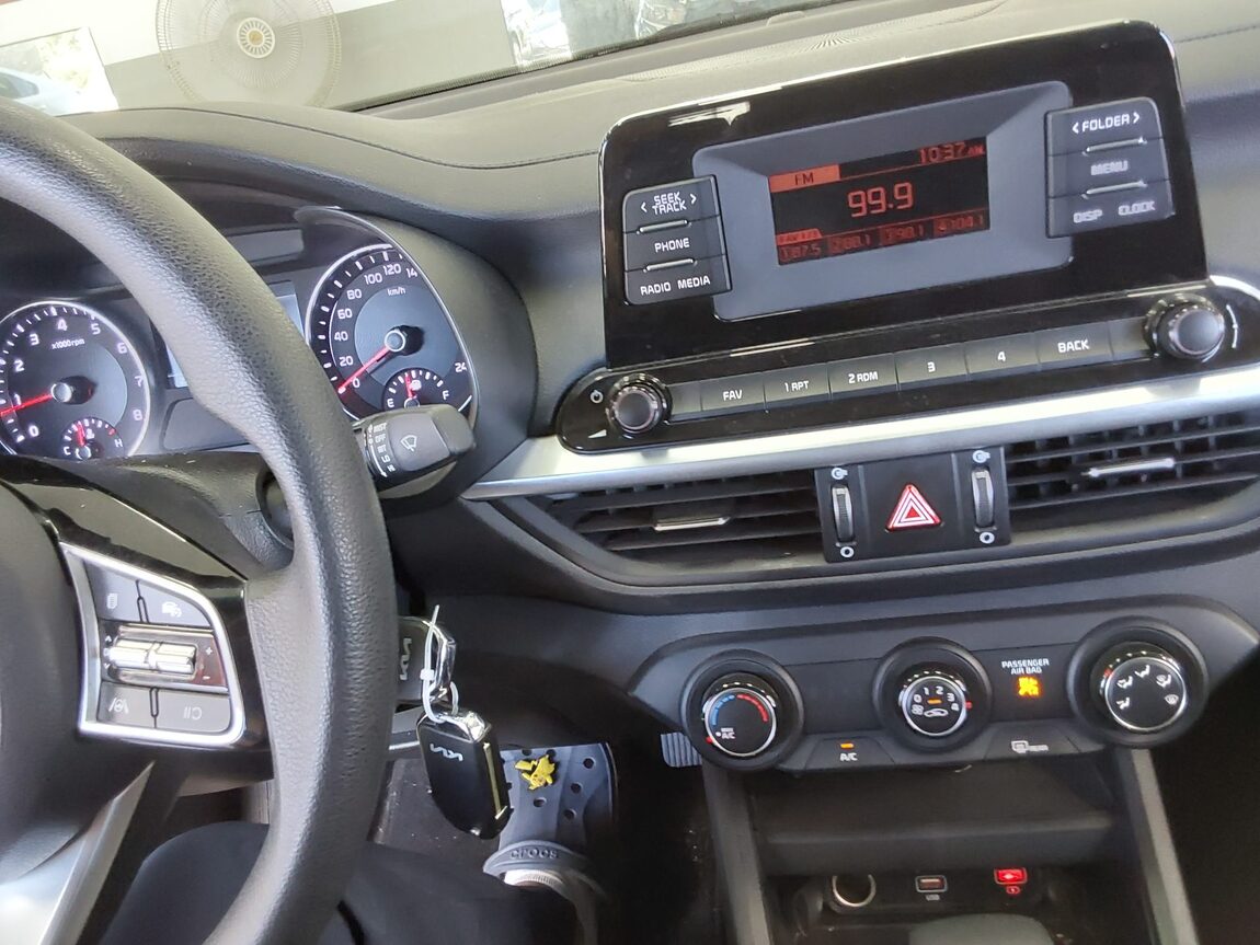 KIA THE NEW K3 1.6 GASOLINE TRENDY 2023 - zdjęcie 17