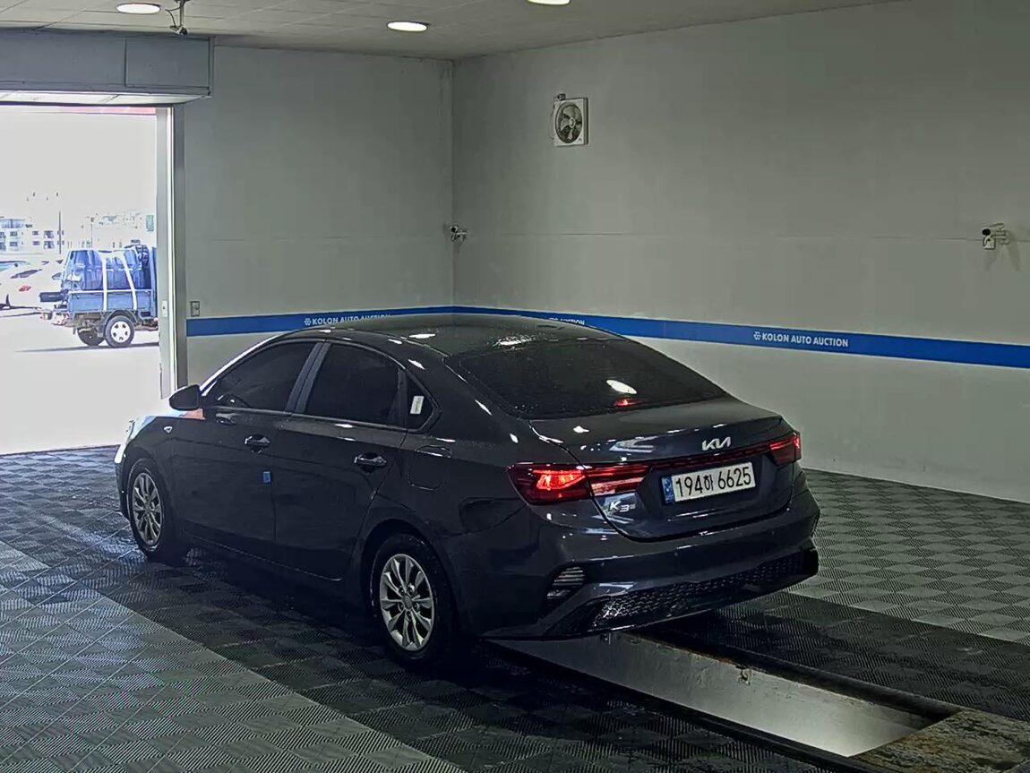 KIA THE NEW K3 1.6 GASOLINE TRENDY 2023 - zdjęcie 6