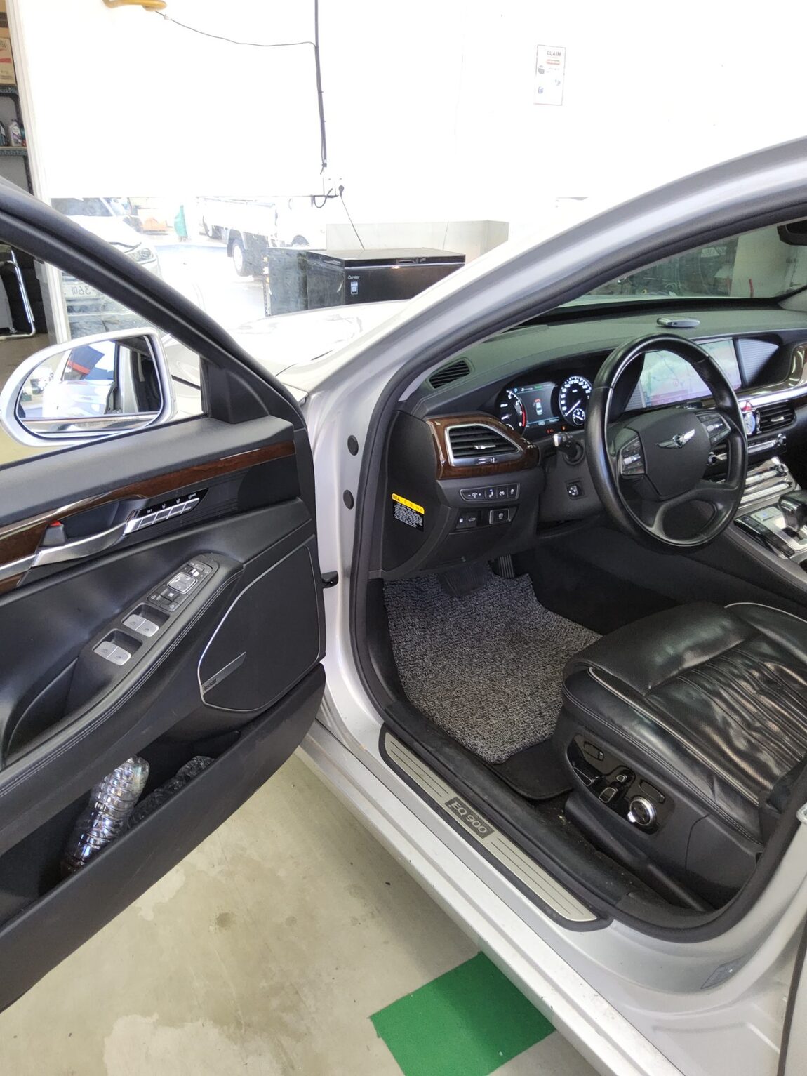 GENESIS EQ900 3.3 TURBO AWD PREMIUM LUXURY 2018 - zdjęcie 10