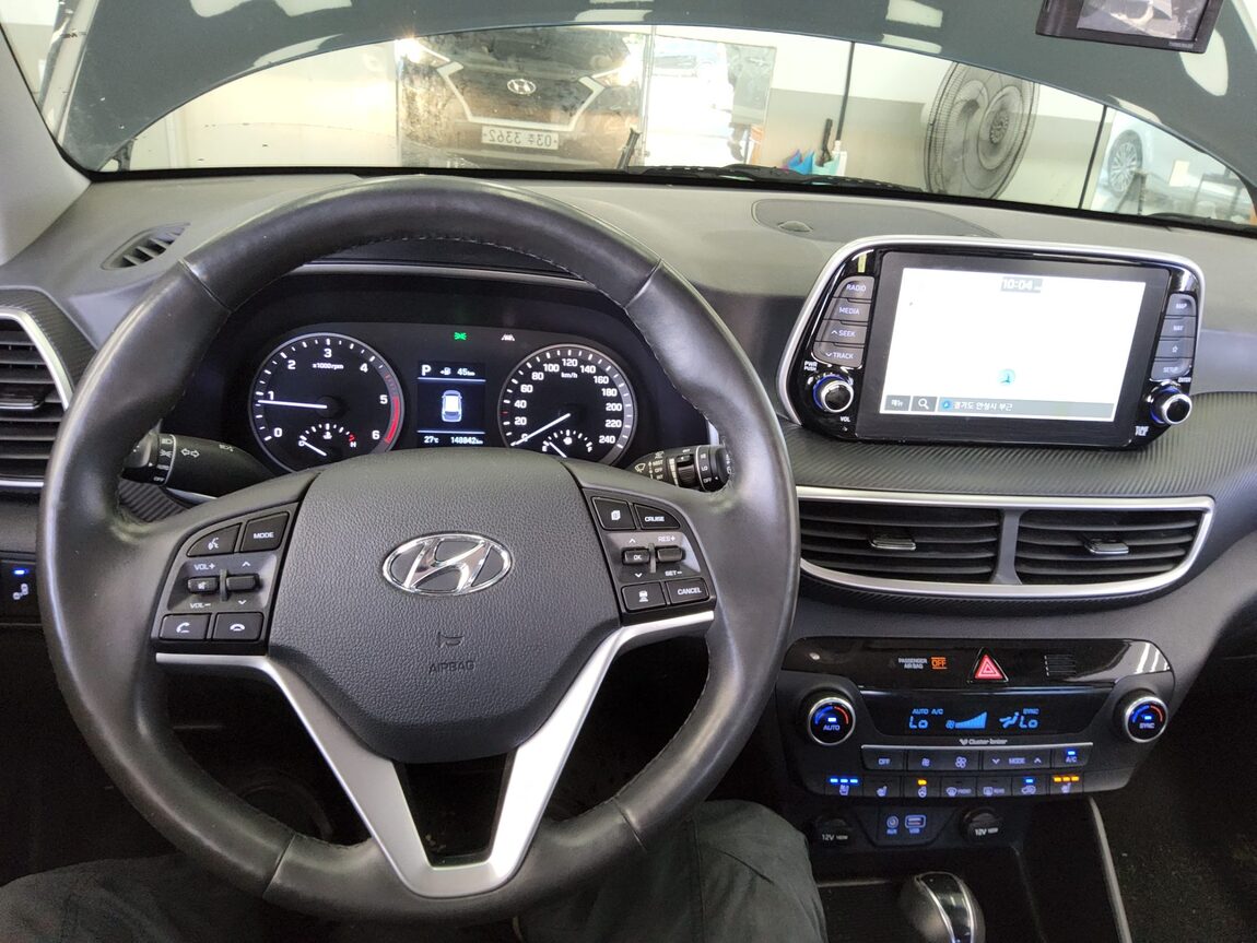 HYUNDAI NEW TUCSON 1.6 DIESEL 2WD MODERN 2019 - zdjęcie 17