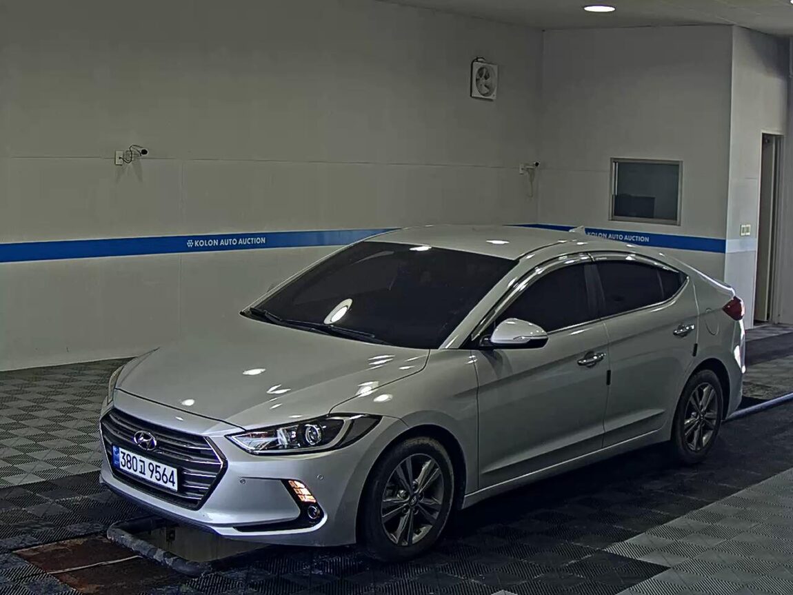 HYUNDAI AVANTE AD 1.6 GDi MODERN 2016 - zdjęcie 2