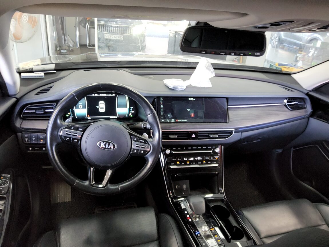 KIA K7 PREMIER HYBRID SIGNATURE 2020 - zdjęcie 11