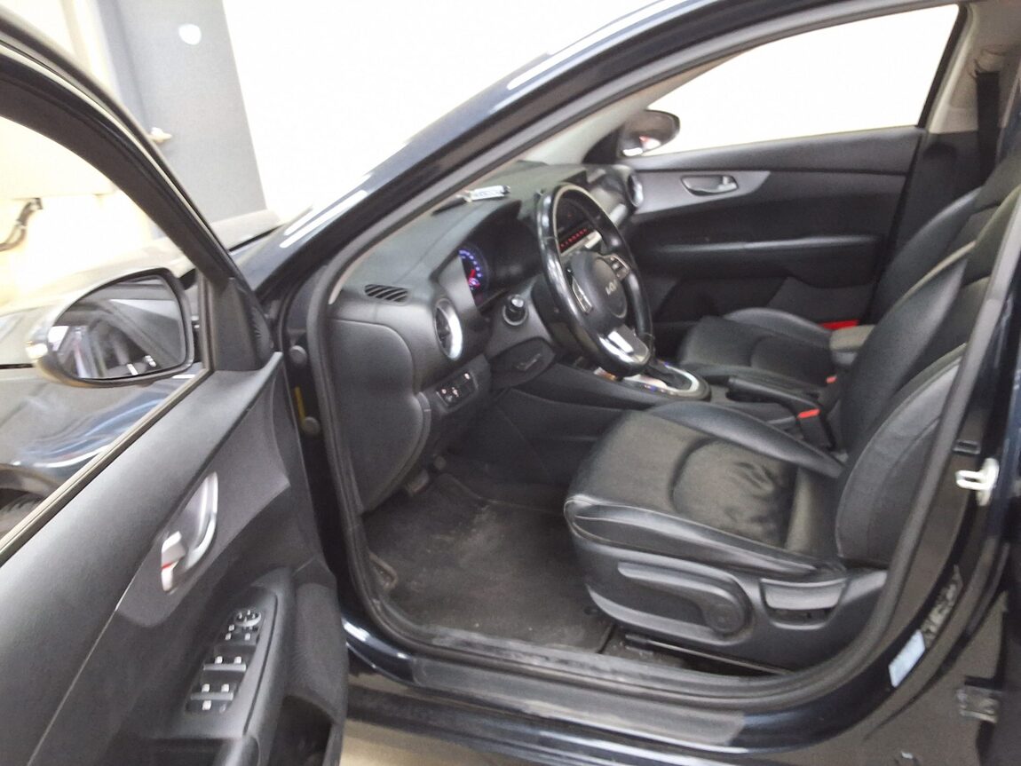 KIA THE NEW K3 1.6 GASOLINE PRESTIGE 2022 - zdjęcie 11