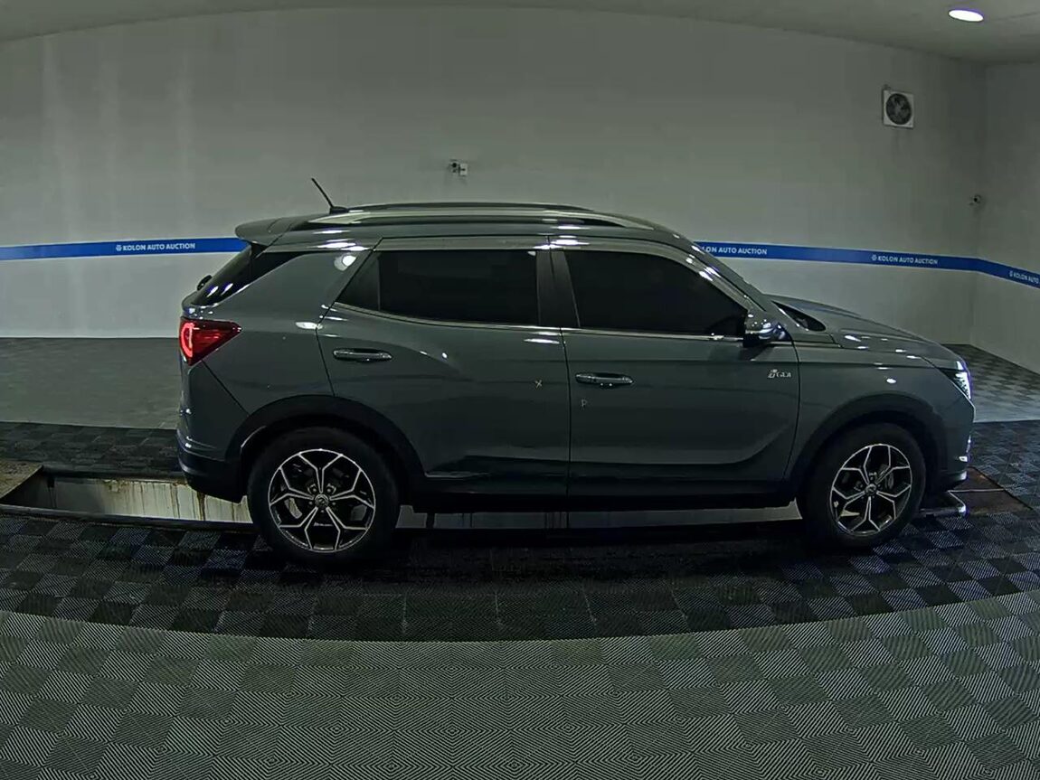 KG MOBILITY (SSANGYONG) ALL NEW KORANDO 1.5 GASOLINE 2WD C5 PLUS 2020 - zdjęcie 4