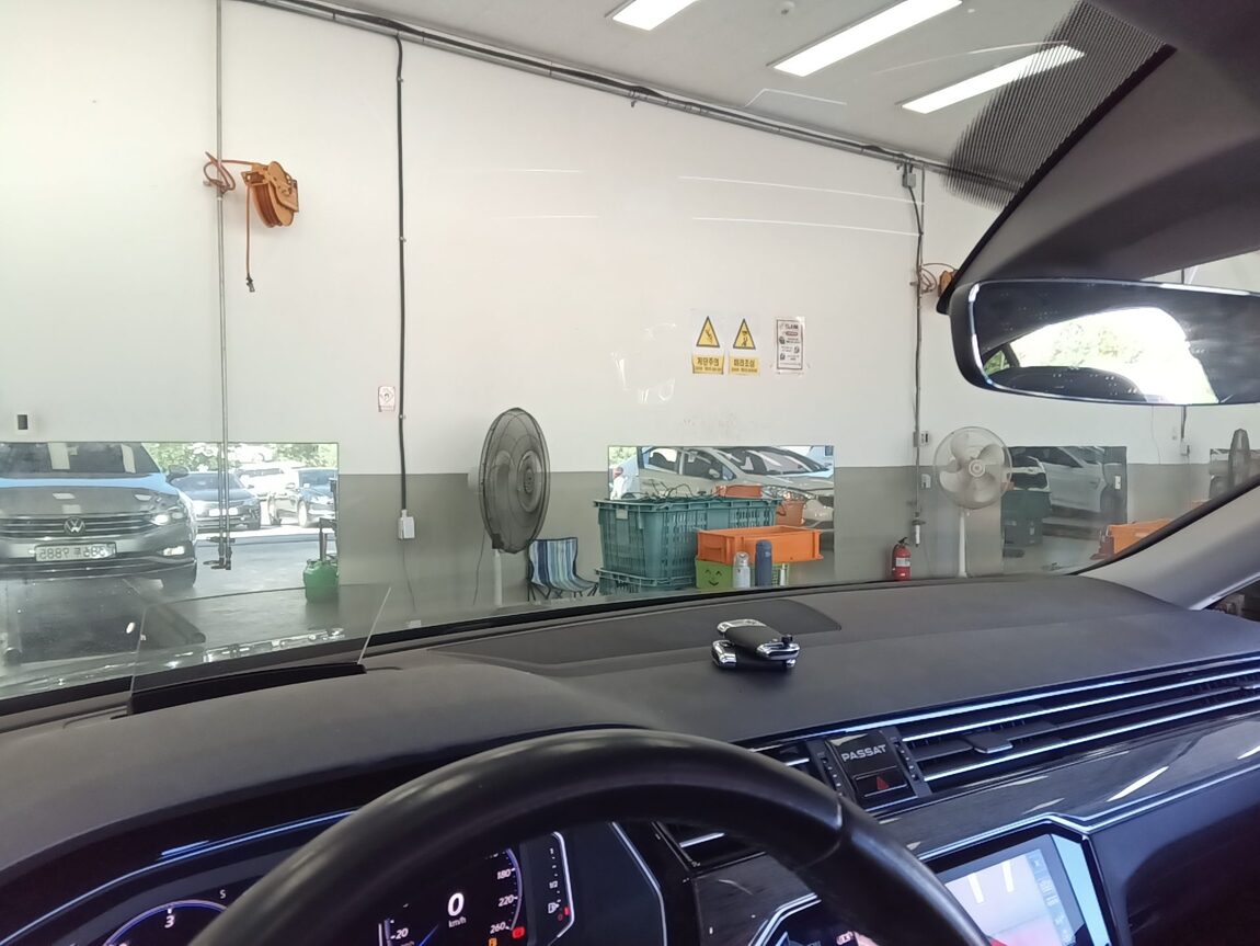 VOLKSWAGEN PASSAT GT (8TH GEN) 2.0 TDI 4MOTION PRESTIGE 2021 - zdjęcie 19