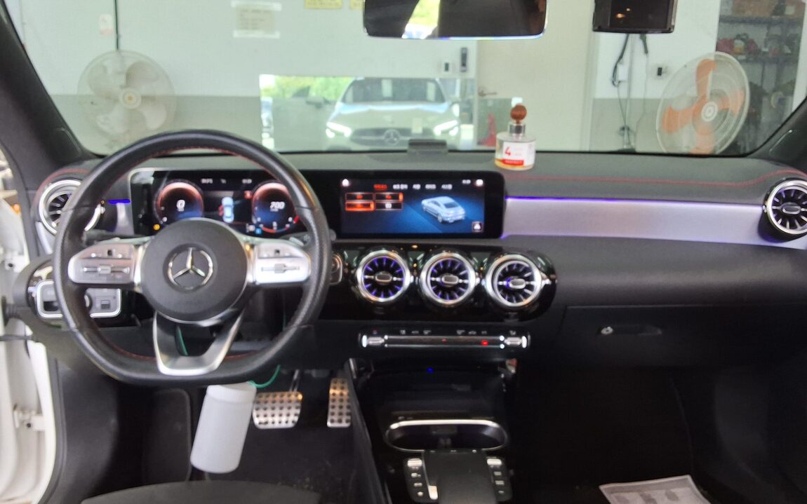 MERCEDES-BENZ CLA-CLASS (2ND GEN) CLA250 4MATIC 2021 - zdjęcie 11