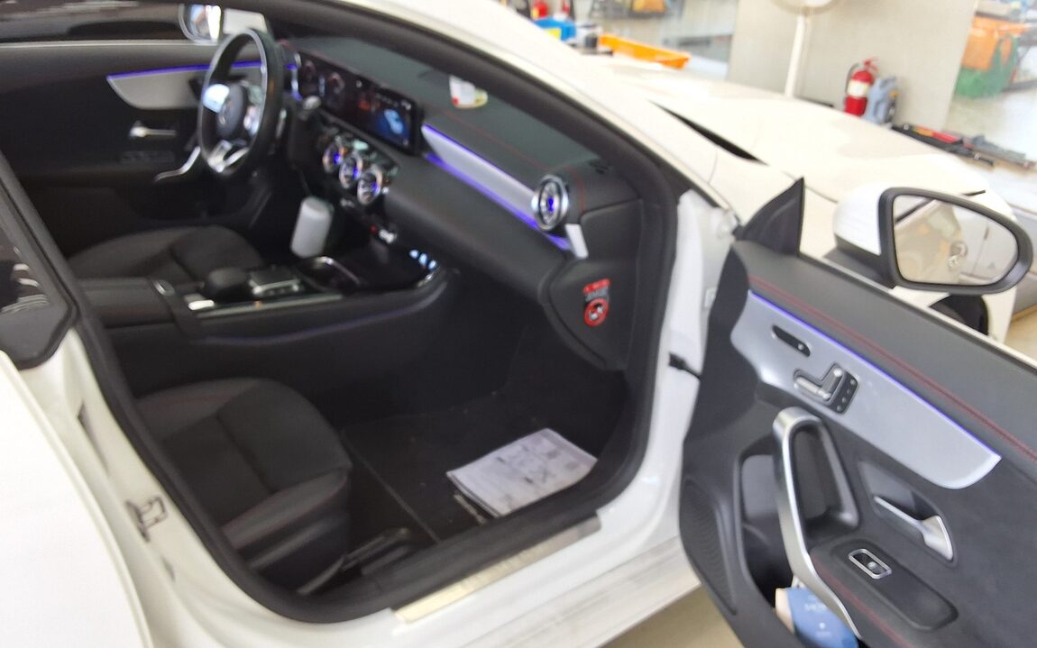 MERCEDES-BENZ CLA-CLASS (2ND GEN) CLA250 4MATIC 2021 - zdjęcie 14