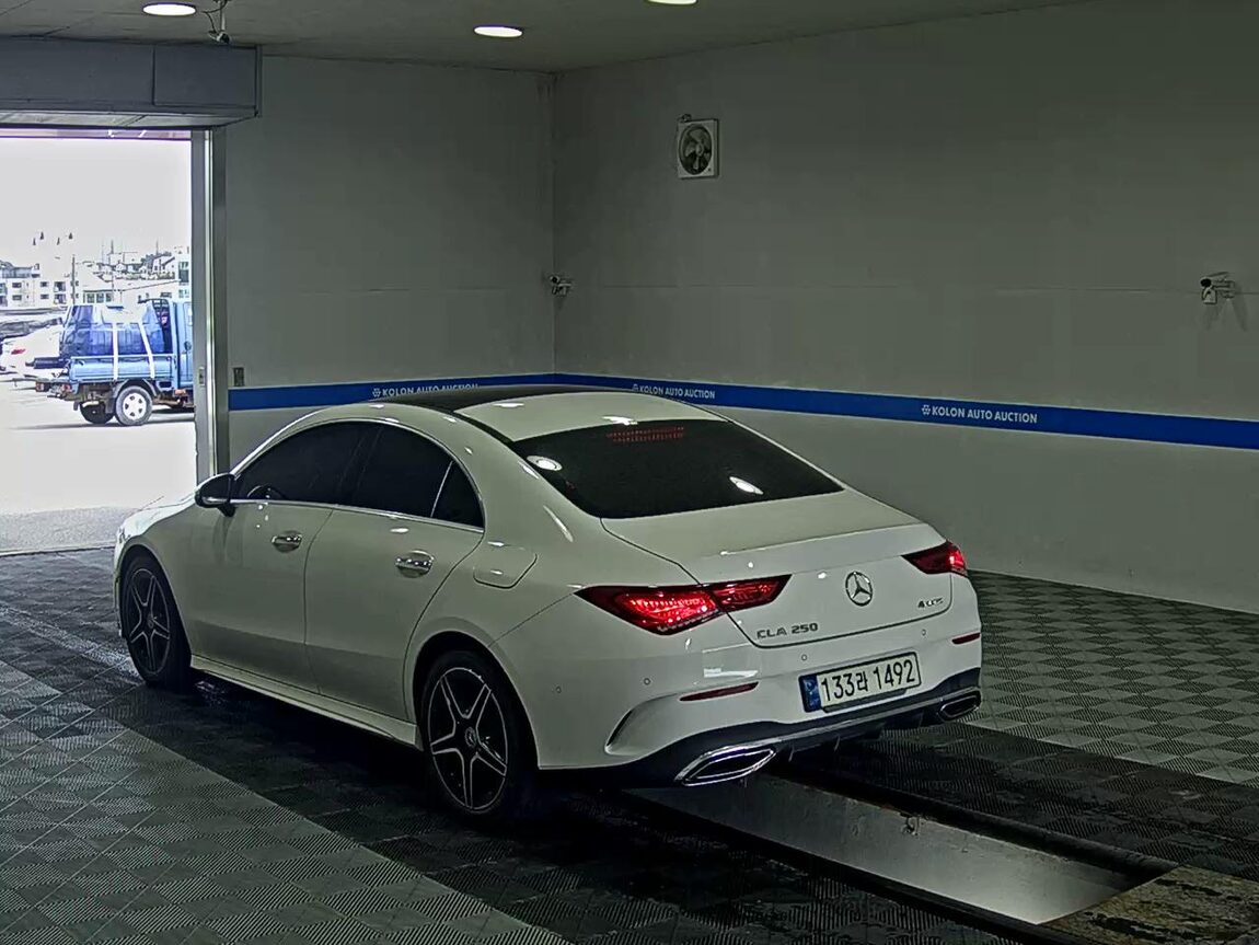 MERCEDES-BENZ CLA-CLASS (2ND GEN) CLA250 4MATIC 2021 - zdjęcie 6