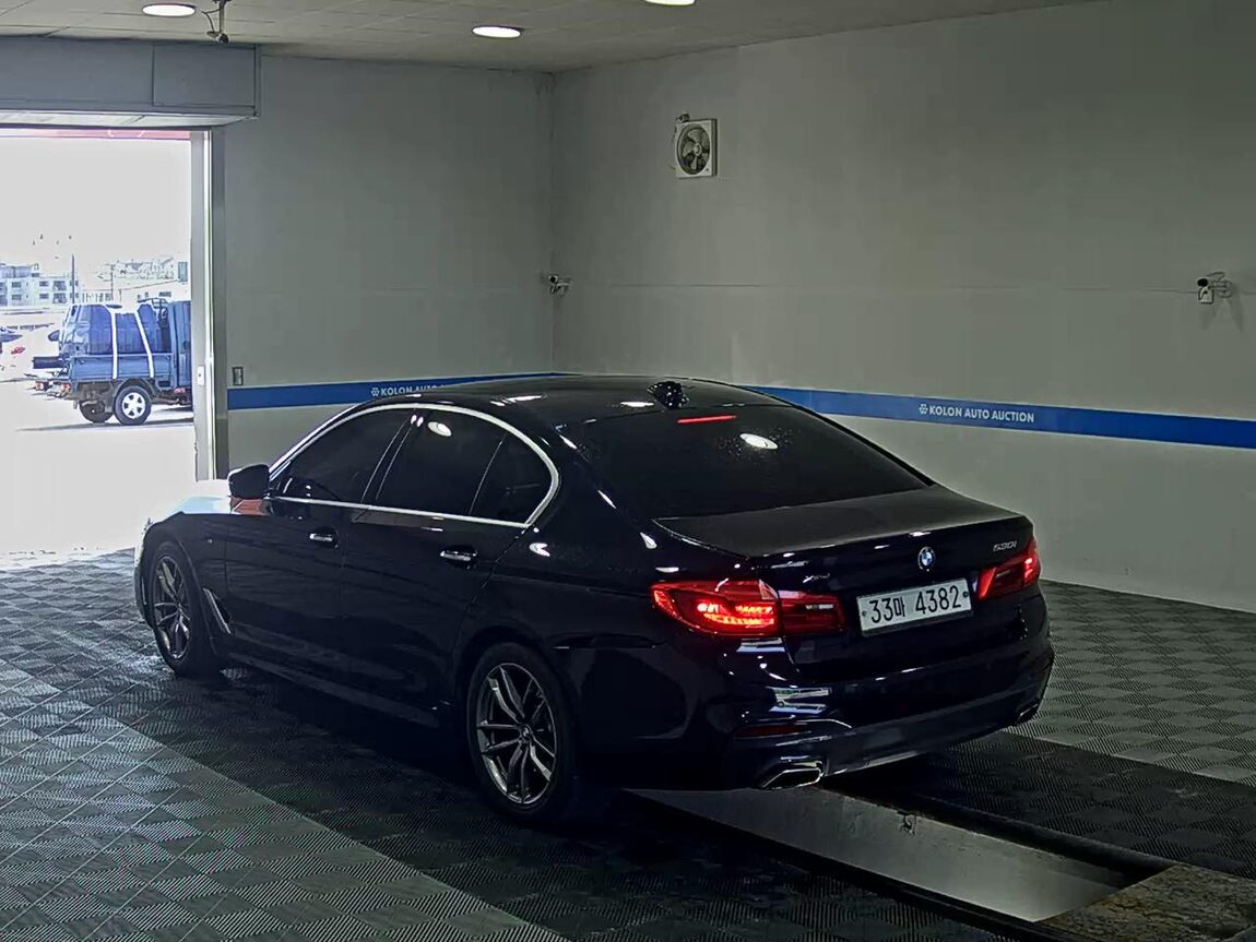 BMW 5 SERIES (7TH GEN) 530i xDRIVE M SPORT PACK 2018 - zdjęcie 6