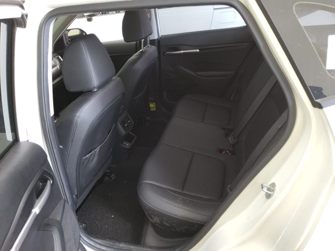 KIA THE NEW SELTOS 2.0 GASOLINE 2WD PRESTIGE 2024 - zdjęcie 12