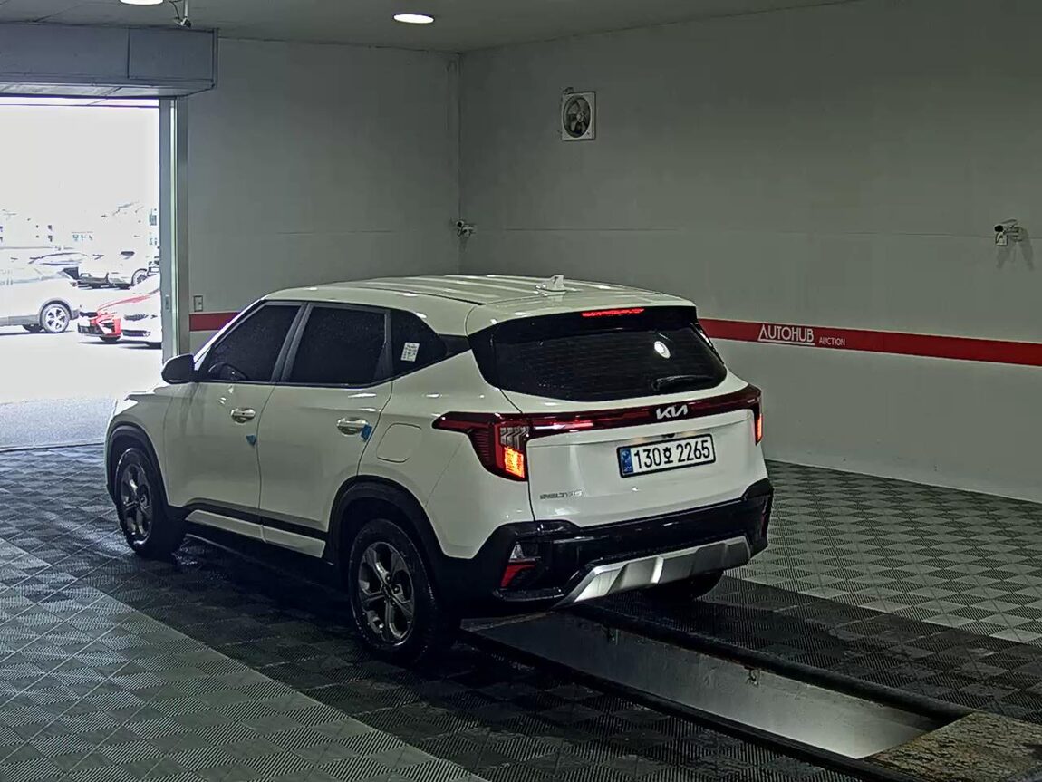 KIA THE NEW SELTOS 2.0 GASOLINE 2WD PRESTIGE 2024 - zdjęcie 6