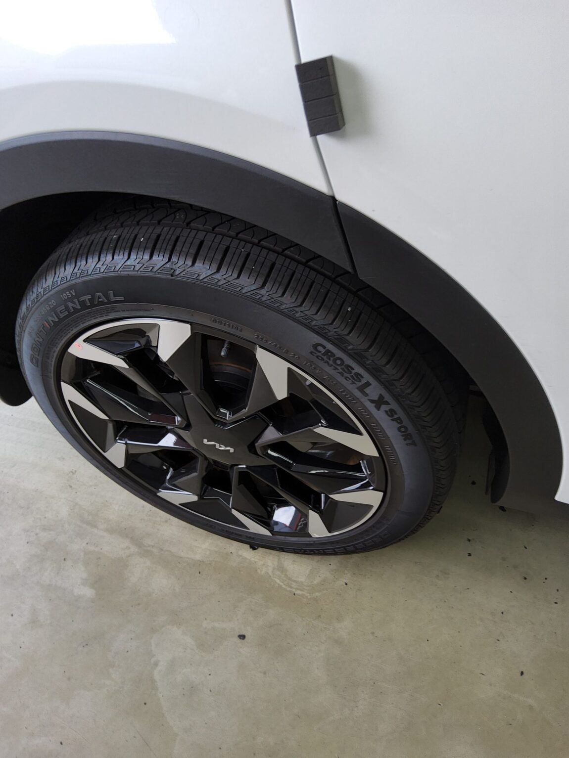 KIA THE NEW SORENTO (MQ4) 2.5 GASOLINE 2WD SIGNATURE 2024 - zdjęcie 23