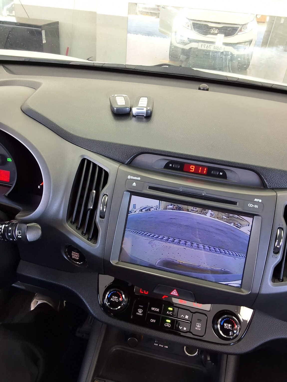 KIA SPORTAGE R DIESEL R2.0 2WD TLX LUXURY MODEL 2012 - zdjęcie 17