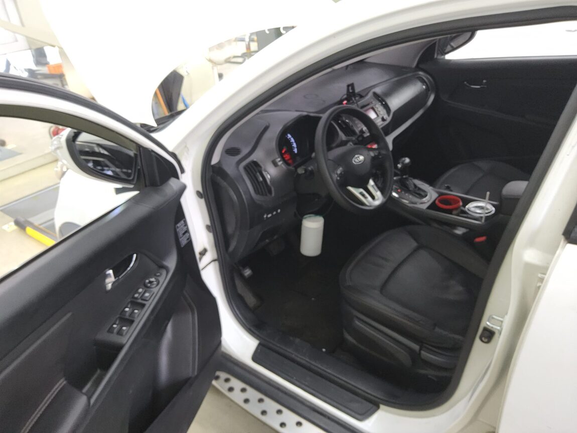 KIA SPORTAGE R DIESEL R2.0 2WD TLX PREMIUM MODEL 2012 - zdjęcie 10