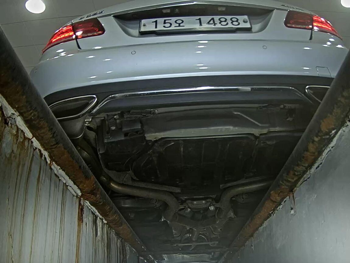 MERCEDES-BENZ E-CLASS (4TH GEN) E250 CDI 4MATIC 2014 - zdjęcie 8