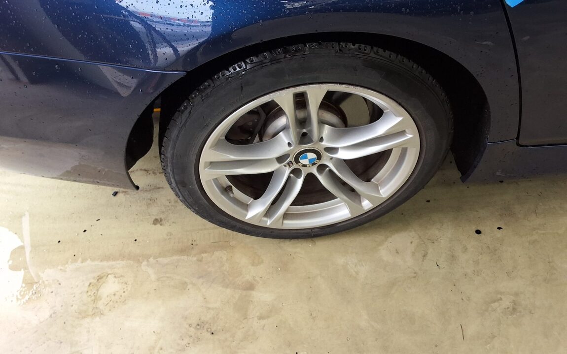 BMW 5 SERIES (6TH GEN) 520d xDRIVE M AERODYNAMIC PRO 2016 - zdjęcie 27