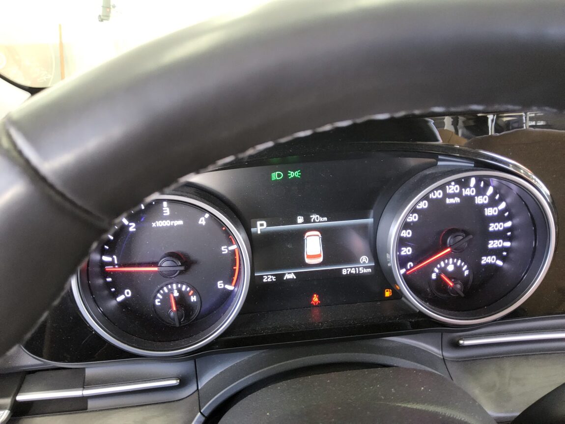KIA THE NEW CARNIVAL (KA4) 9-SEATER DIESEL NOBLESSE 2023 - zdjęcie 9