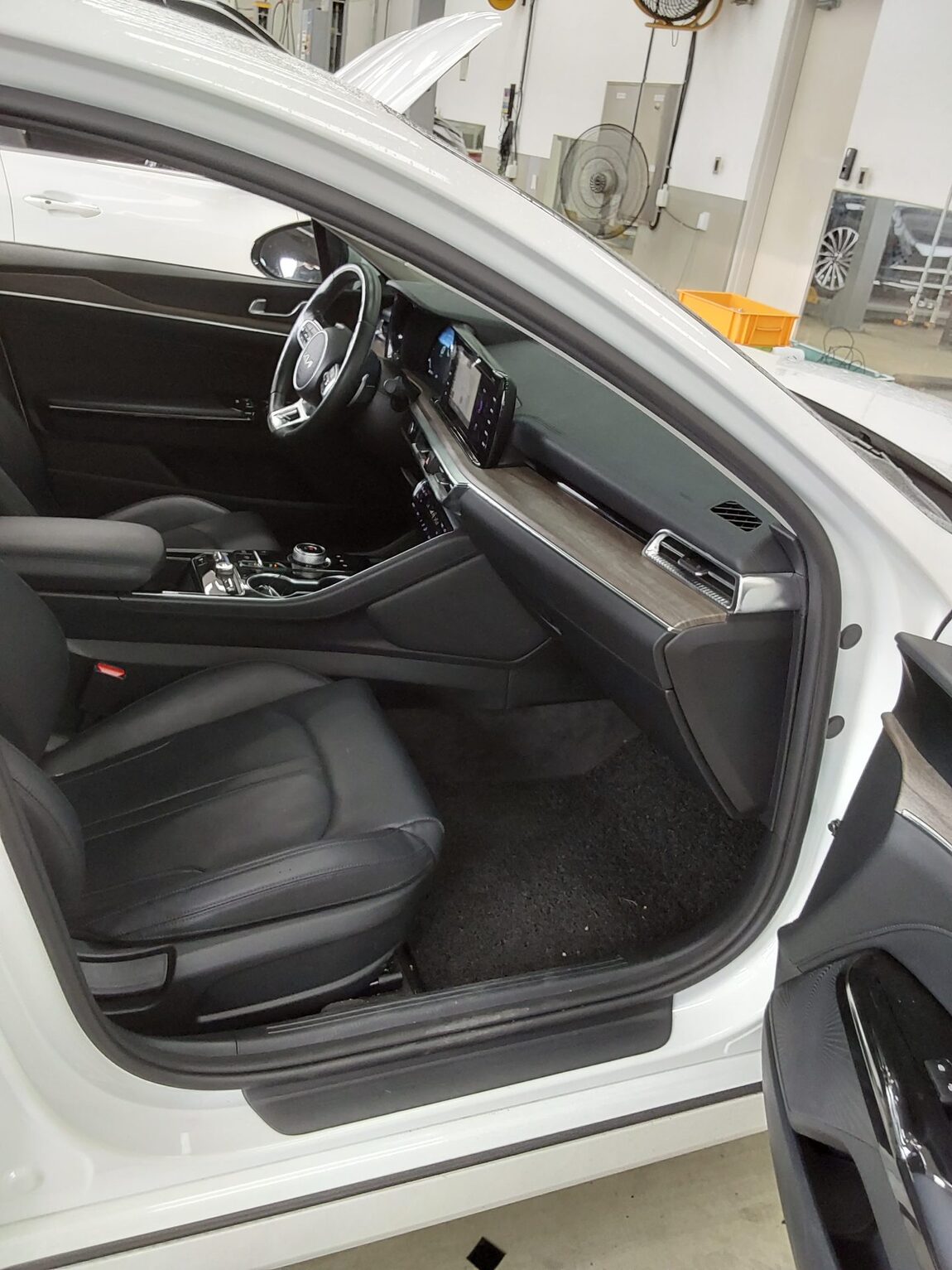 KIA NEW K5 (DL3) 2.0 GASOLINE NOBLESSE 2023 - zdjęcie 14