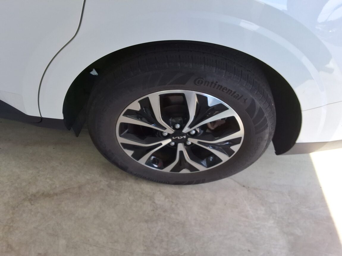 KIA NEW CARNIVAL (KA4) 9-SEATER GASOLINE SIGNATURE 2023 - zdjęcie 20