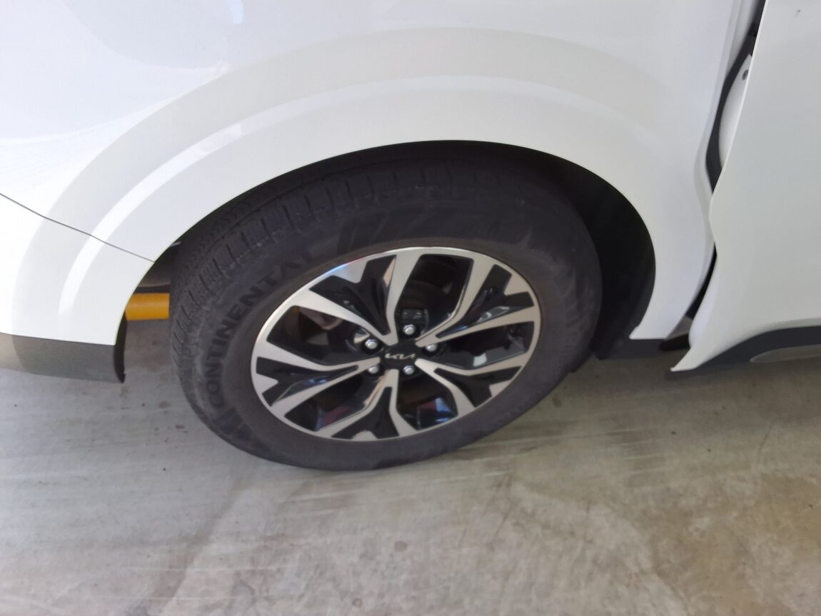 KIA NEW CARNIVAL (KA4) 9-SEATER GASOLINE SIGNATURE 2023 - zdjęcie 22