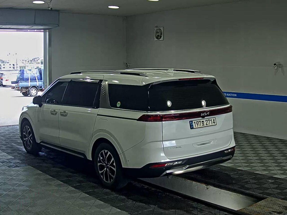 KIA NEW CARNIVAL (KA4) 9-SEATER GASOLINE SIGNATURE 2023 - zdjęcie 6