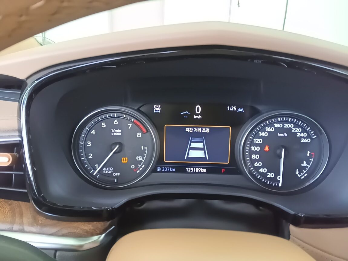 CADILLAC XT5 3.6 PREMIUM 2023 - zdjęcie 9
