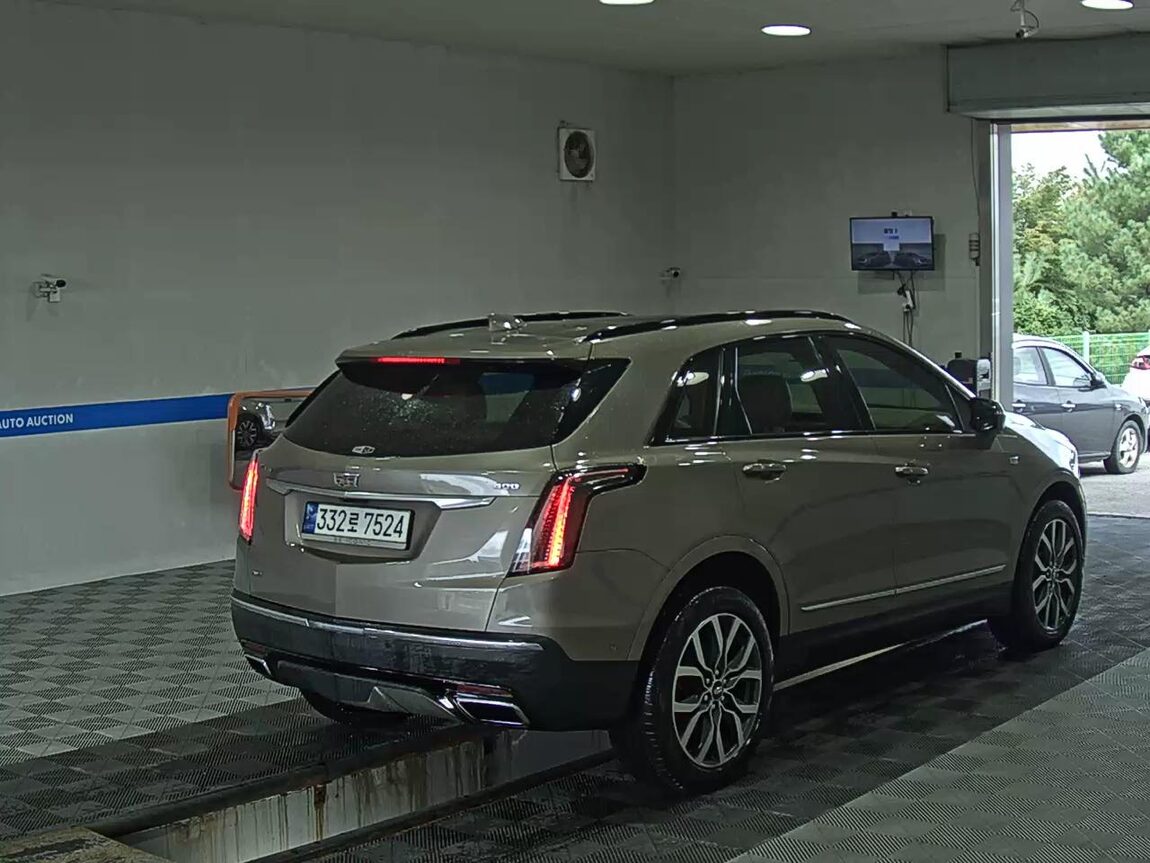 CADILLAC XT5 3.6 PREMIUM 2023 - zdjęcie 5