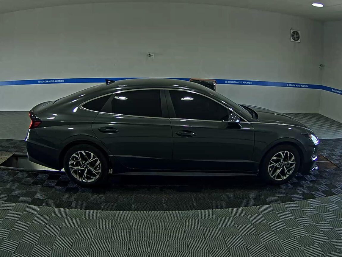 HYUNDAI SONATA (DN8) G2.0 PREMIUM FAMILY 2021 - zdjęcie 4