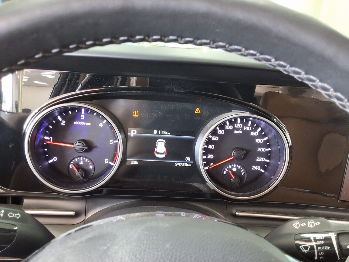 KIA NEW CARNIVAL (KA4) 9-SEATER DIESEL NOBLESSE 2023 - zdjęcie 10