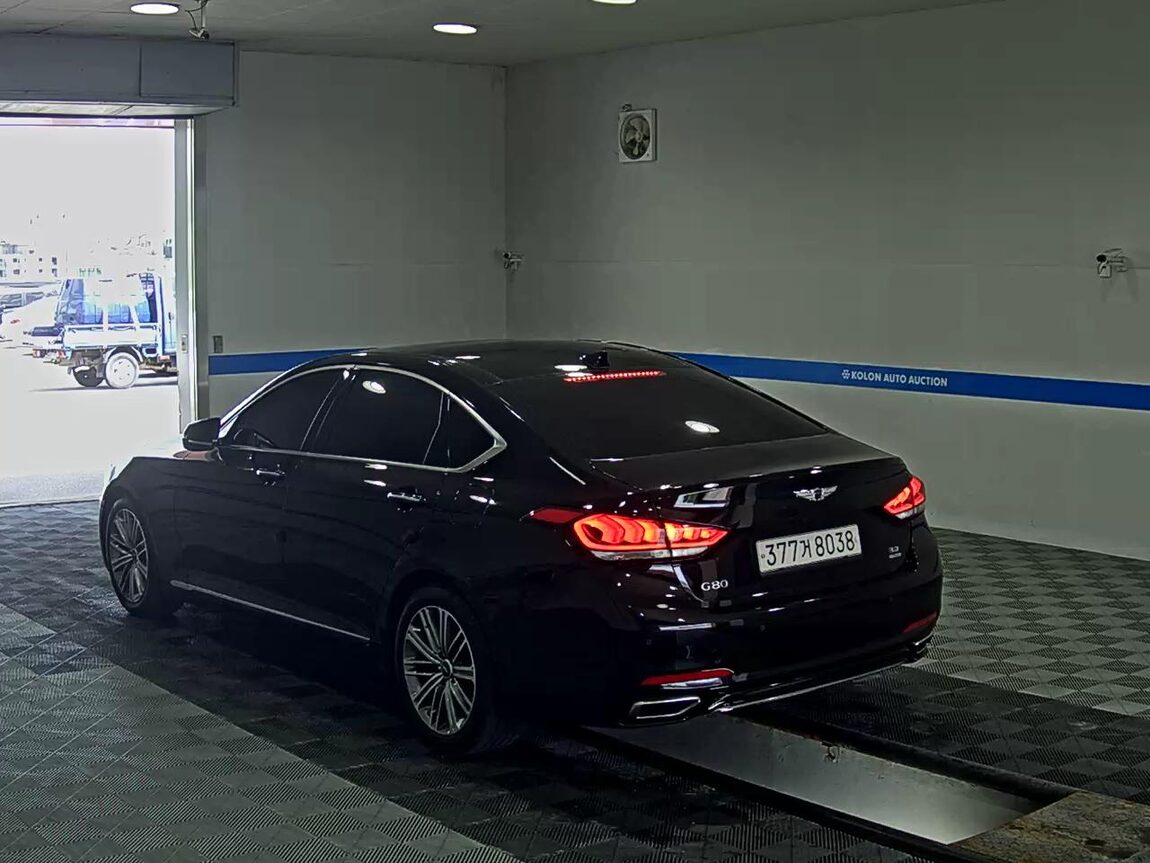 GENESIS G80 3.3 GDi AWD LUXURY 2017 - zdjęcie 6