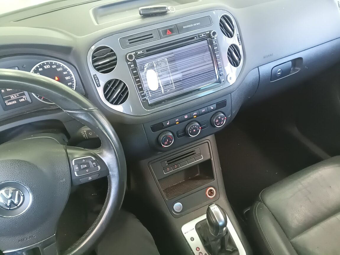 VOLKSWAGEN TIGUAN 2.0 TDI BLUEMOTION 2016 - zdjęcie 11