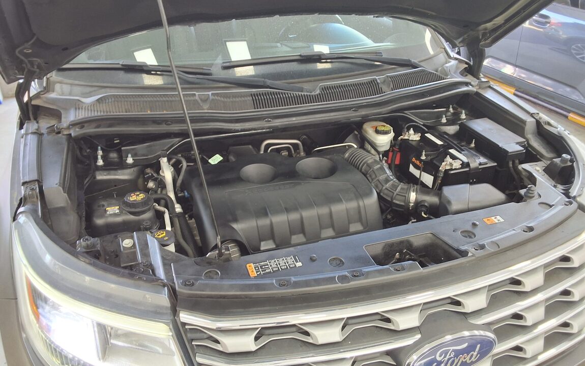 FORD EXPLORER (5TH GEN) 2.3 AWD LIMITED 2017 - zdjęcie 22