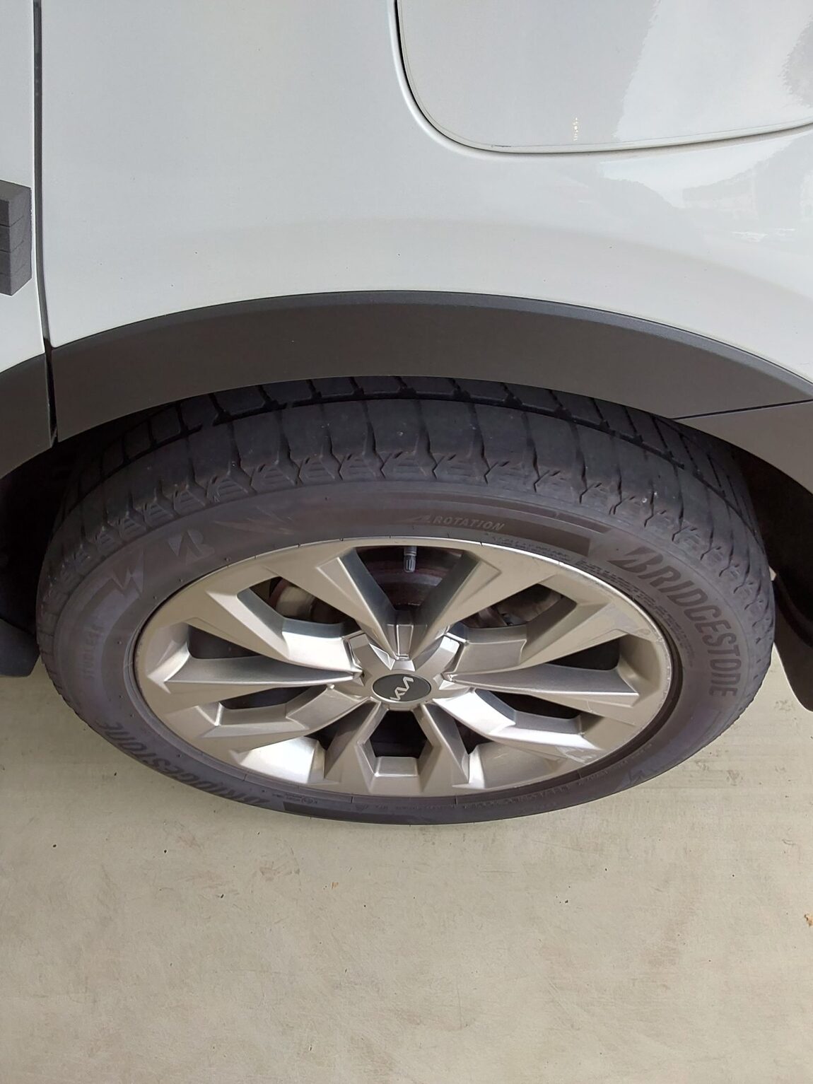 KIA NEW SORENTO (MQ4) 2.2 DIESEL 2WD SIGNATURE 2023 - zdjęcie 21