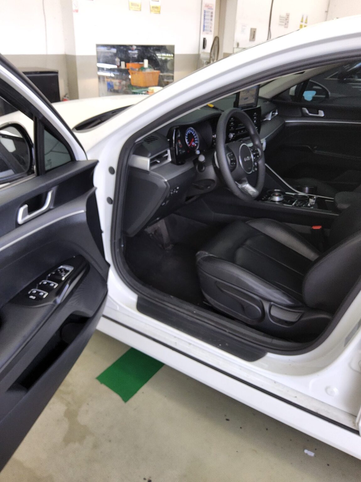 KIA NEW K5 (DL3) 2.0 LPI RENTAL CAR STANDARD 2023 - zdjęcie 10