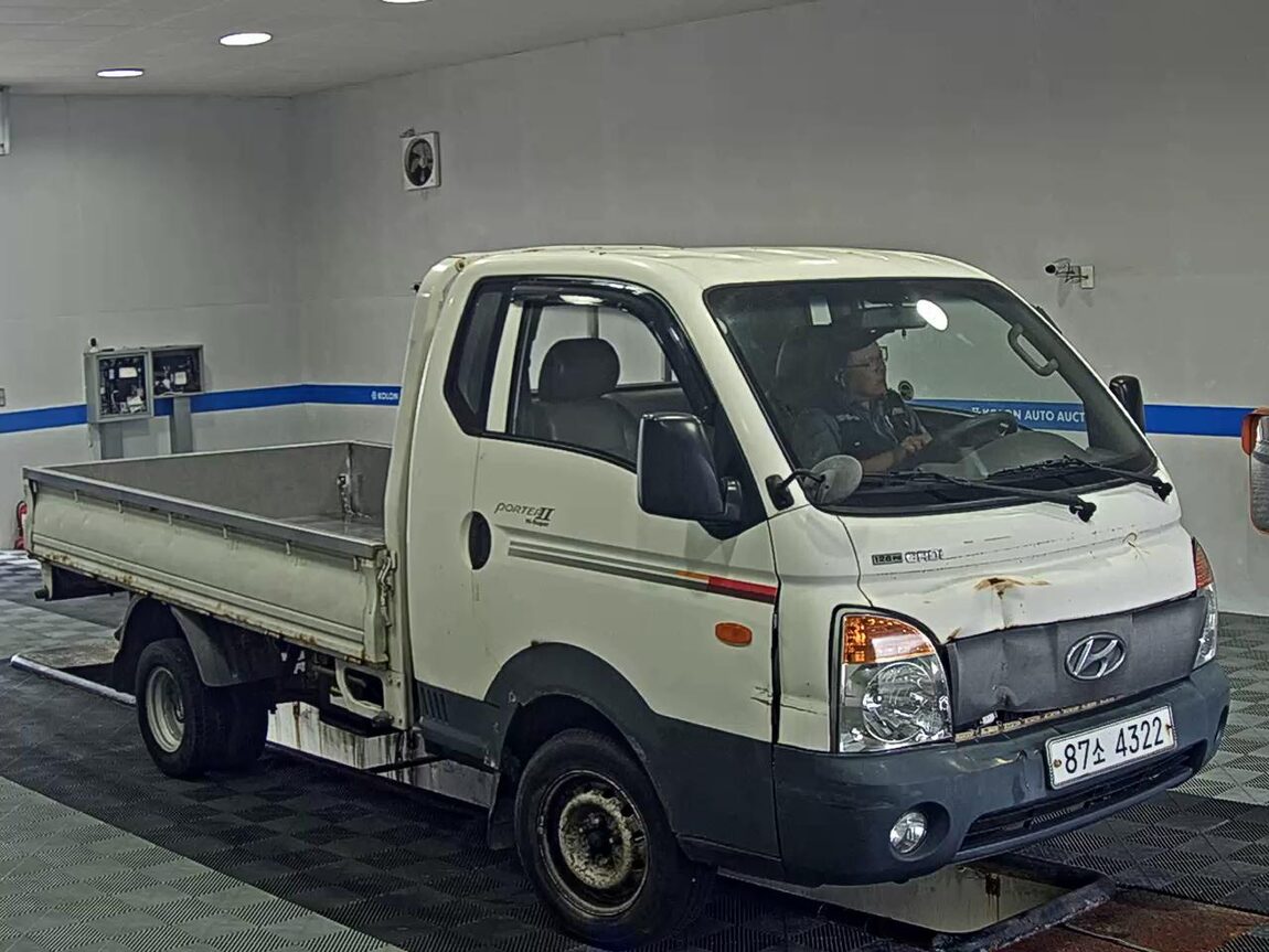 HYUNDAI PORTER II CRDi SUPER CAB EXTRA LONG WHEELBASE HIGH SUPER 2011 - zdjęcie 3