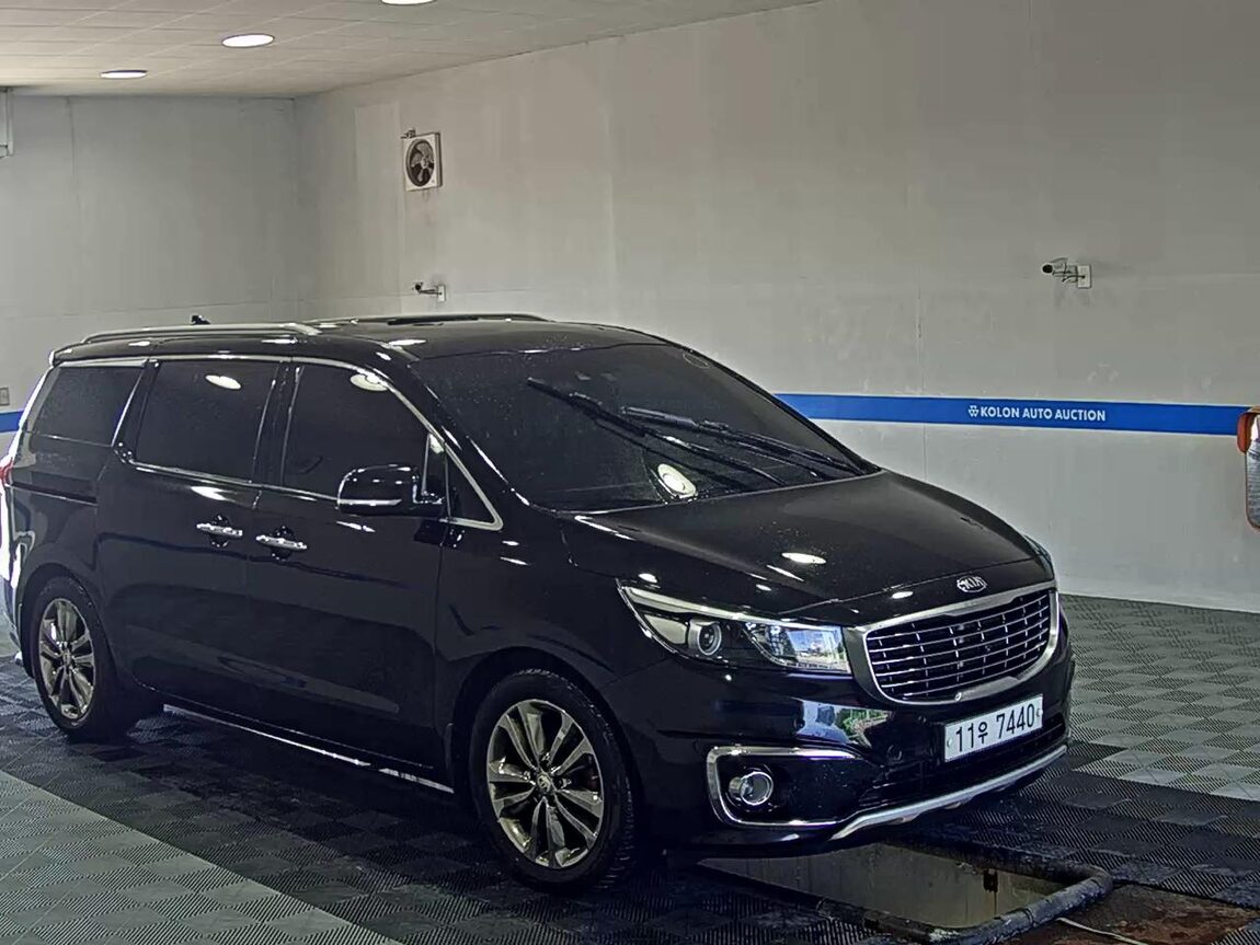 KIA ALL NEW CARNIVAL 9-SEATER DIESEL NOBLESSE 2016 - zdjęcie 3