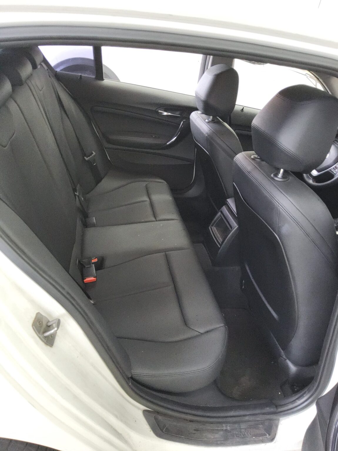 BMW 1 SERIES (2ND GEN) 5-DOOR 118d SPORTS 2015 - zdjęcie 13